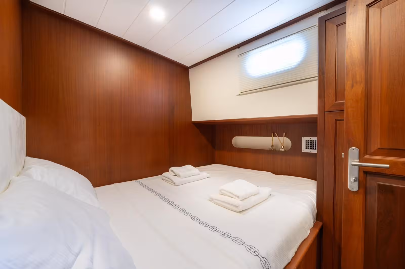 3 Kabin-6 Kişi-17 Metre Gulet-5 (12)