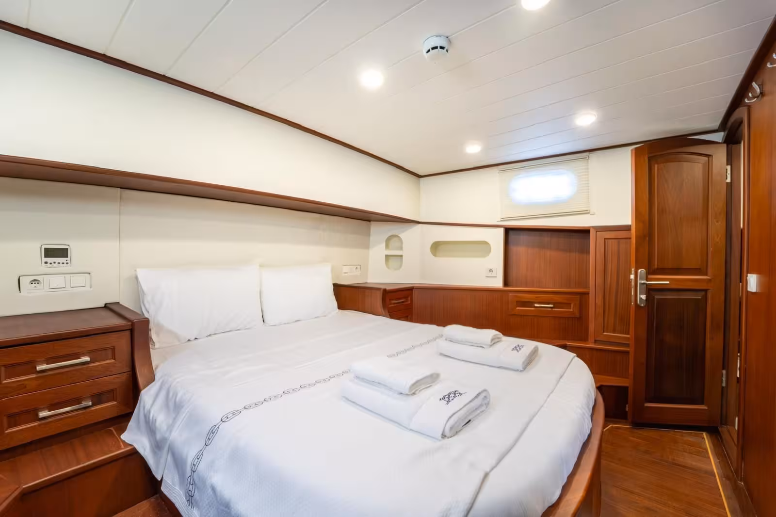 3 Kabin-6 Kişi-17 Metre Gulet-5 (9)