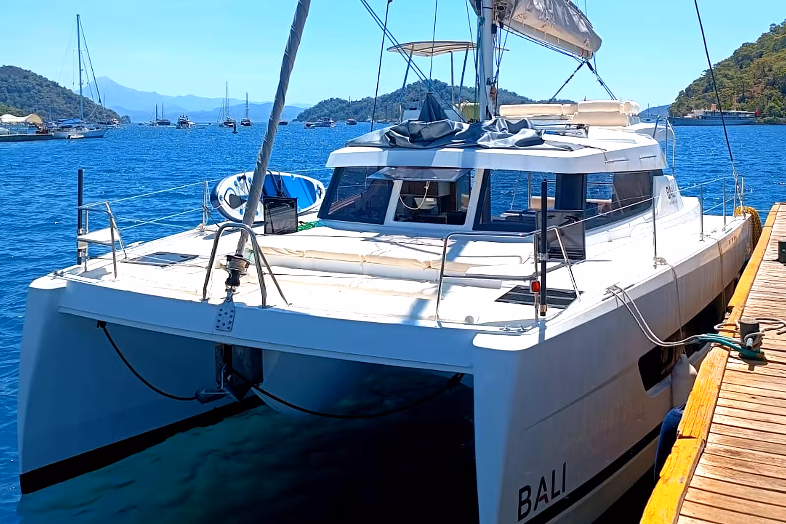 Göcek Katmaran Kiralama 4 kabin 8 Kişilik (4)